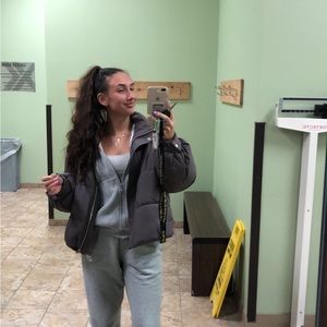 Meet your Posher, Dominika